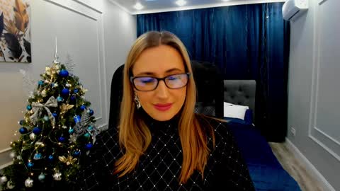 Olivia online show from December 2024 11:41:01 AM
