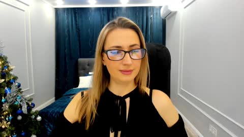 Olivia online show from December 2024 03:39:01 AM