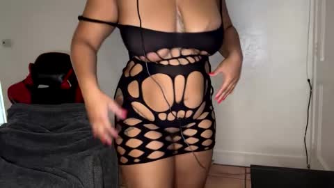 GoldenPuss online show from September 2025 03:57:01 PM