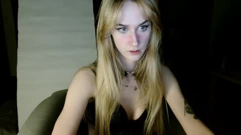 GoldieHanny online show from February 2025 02:01:02 AM