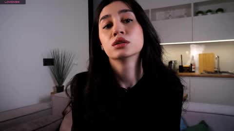 angel online show from November 2025 03:56:01 AM