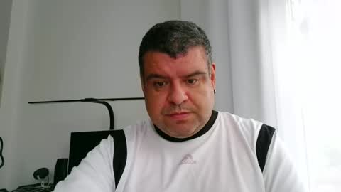 gomezgonz5 online show from September 2025 12:28:01 PM