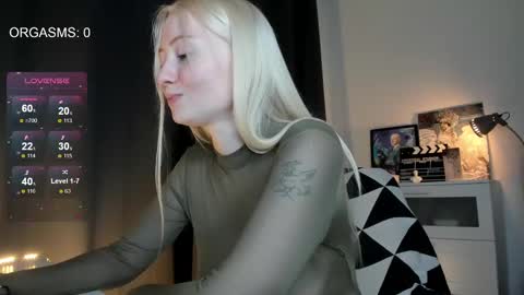 SOPHIE online show from February 2025 07:05:02 PM