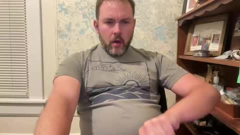 Trouble online show from November 2025 01:37:01 AM