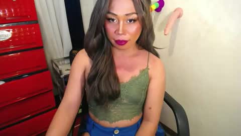 Snapshot of gorgeous_rica chatting on December 2024 05:11:01 PM Rica online show from December 2024 05:11:01 PM