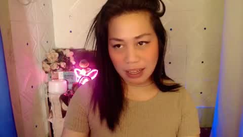 Snapshot of gorgeous_rica chatting on March 2025 09:59:02 PM Rica online show from March 2025 09:59:02 PM