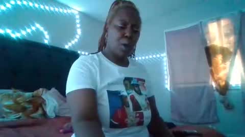 Snapshot of gotcake713 chatting on September 2025 07:29:01 PM Sue Goddess online show from September 2025 07:29:01 PM