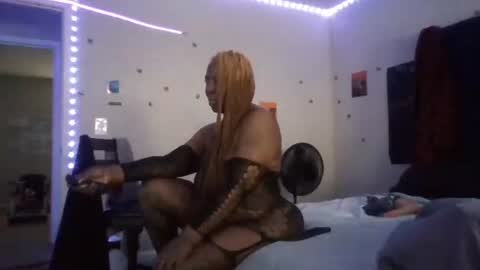 Snapshot of gotcake713 chatting on October 2025 03:18:02 PM Sue Goddess online show from October 2025 03:18:02 PM