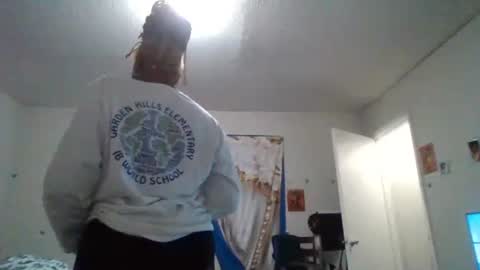 Snapshot of gotcake713 chatting on November 2025 08:21:02 PM Sue Goddess online show from November 2025 08:21:02 PM