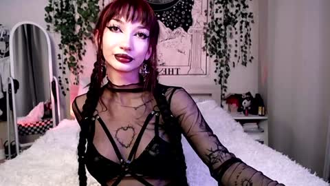    online show from January 2025 10:12:02 PM