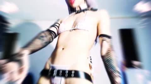        online show from October 2025 06:33:01 AM