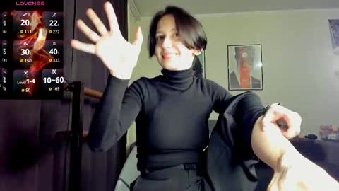Snapshot of goticange1 chatting on September 2025 06:09:02 PM Emma online show from September 2025 06:09:02 PM