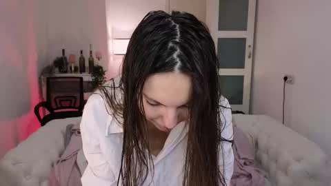 grace_autumn_mood online show from November 2025 05:40:02 AM