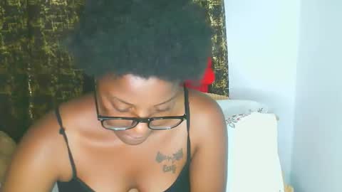 Snapshot of graceessy chatting on November 2025 03:14:02 PM graceessy online show from November 2025 03:14:02 PM