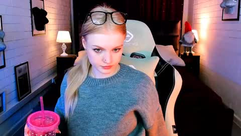 Grace Glamour online show from January 2025 11:31:02 AM