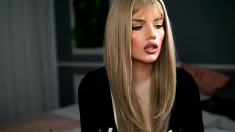 Grace online show from December 2024 07:11:02 PM