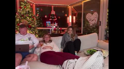 Snapshot of graciemae_baexx chatting on December 2024 01:48:02 AM Gracie Mae online show from December 2024 01:48:02 AM