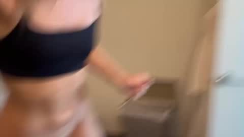 Snapshot of graciemae_baexx chatting on February 2025 06:20:01 PM Gracie Mae online show from February 2025 06:20:01 PM