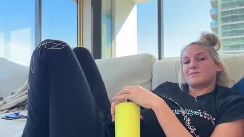 Snapshot of graciemae_baexx chatting on March 2025 03:45:02 PM Gracie Mae online show from March 2025 03:45:02 PM