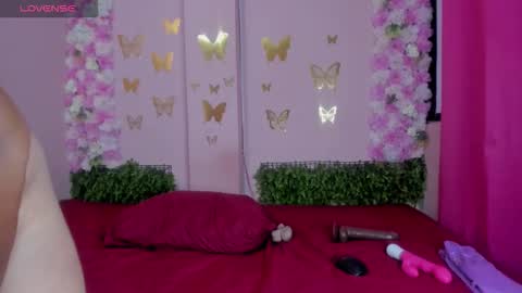 Snapshot of grandmother_milf chatting on November 2025 08:42:02 PM Mi Name is violeta online show from November 2025 08:42:02 PM