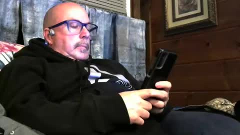 granitebuckeye1969 online show from November 2025 12:22:01 AM