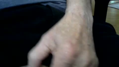 Snapshot of grantej2002 chatting on November 2025 06:08:01 PM Grants room online show from November 2025 06:08:01 PM