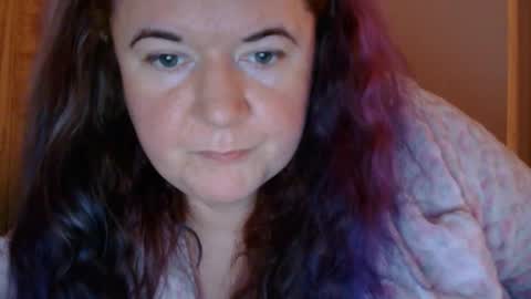 Snapshot of grateful42day chatting on November 2025 01:55:01 PM grateful42day online show from November 2025 01:55:01 PM