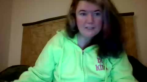 Snapshot of grateful42day chatting on November 2025 07:18:02 AM grateful42day online show from November 2025 07:18:02 AM