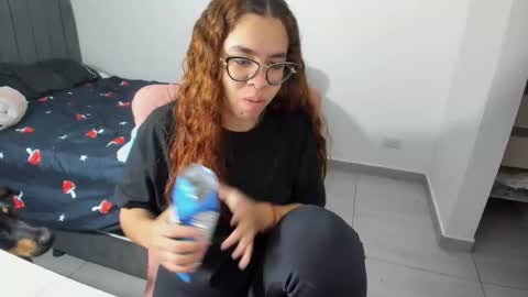Snapshot of greciaruiz chatting on October 2025 09:53:01 PM GreciaRuiz online show from October 2025 09:53:01 PM