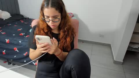 Snapshot of greciaruiz chatting on October 2025 11:31:01 PM GreciaRuiz online show from October 2025 11:31:01 PM