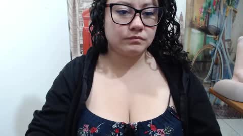 Vannesa online show from September 2025 03:06:01 AM