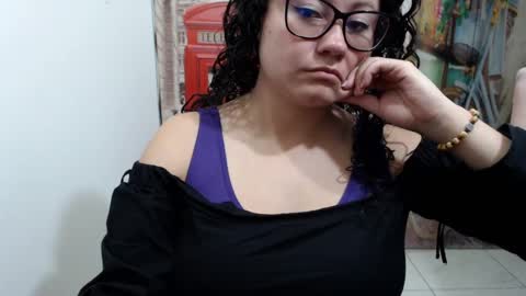 Vannesa online show from September 2025 03:29:01 AM