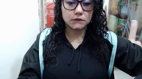 Vannesa online show from September 2025 03:54:01 AM