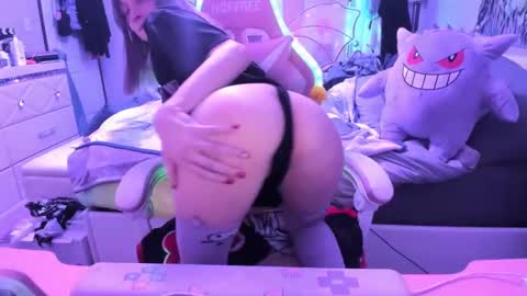 GreenEyedLovexo online show from January 2025 09:41:01 PM