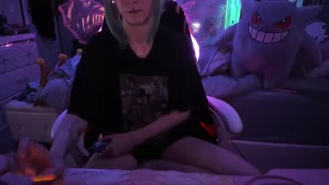 Snapshot of greeneyedlovexo chatting on October 2025 05:03:02 AM GreenEyedLovexo online show from October 2025 05:03:02 AM