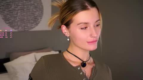 Snapshot of greengazon chatting on November 2025 01:11:01 PM Kelly online show from November 2025 01:11:01 PM