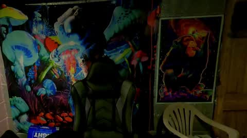 Greenlungs8195 online show from December 2024 12:45:01 PM
