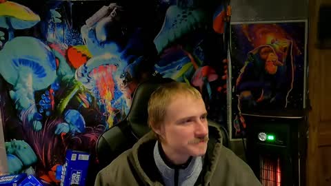Greenlungs8195 online show from January 2025 07:28:01 AM