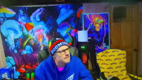 Greenlungs8195 online show from February 2025 07:12:02 AM