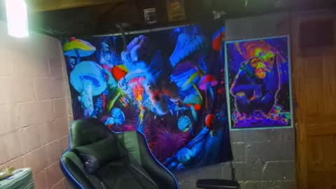 Greenlungs8195 online show from February 2025 09:48:01 AM