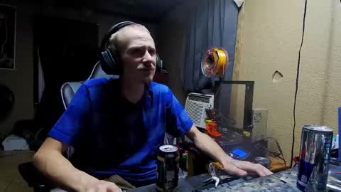 Greenlungs8195 online show from October 2025 07:39:01 AM