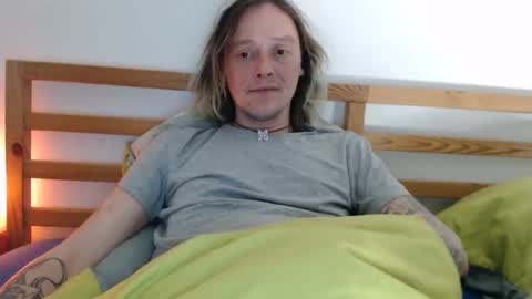 Snapshot of greenmoon88888 chatting on January 2025 10:13:01 PM Greenmoon online show from January 2025 10:13:01 PM