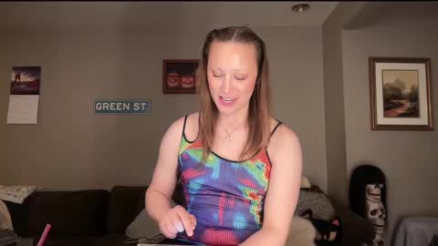 Snapshot of greenxxxqueen chatting on February 2025 06:15:02 AM SexQueen Nikki online show from February 2025 06:15:02 AM