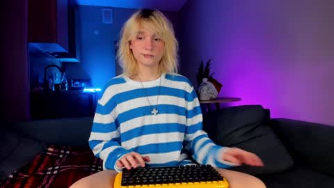 Greg-independent model online show from December 2024 09:54:02 PM