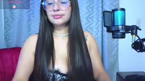 Jenny online show from March 2025 09:31:02 PM