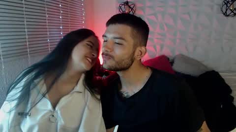 Snapshot of gretta_n_dannie chatting on January 2025 04:17:02 AM Gretta n dannie online show from January 2025 04:17:02 AM