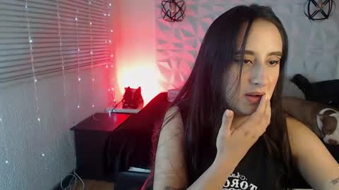 Snapshot of gretta_n_dannie chatting on January 2025 04:28:02 AM Gretta n dannie online show from January 2025 04:28:02 AM