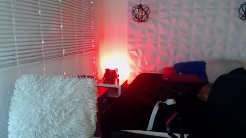 Snapshot of gretta_n_dannie chatting on January 2025 07:49:01 AM Gretta n dannie online show from January 2025 07:49:01 AM