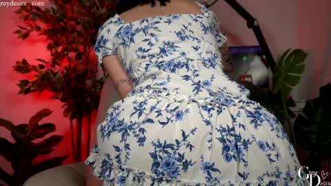 Snapshot of greydesire69 chatting on November 2025 03:12:01 PM 2 online show from November 2025 03:12:01 PM