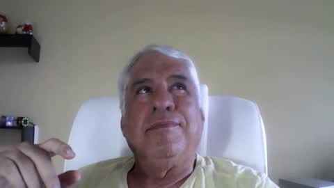 Snapshot of grisa01 chatting on December 2025 02:00:02 PM grisa01 online show from December 2025 02:00:02 PM